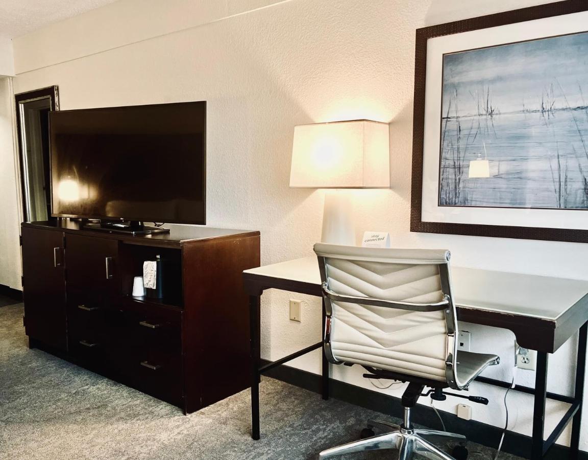 Holiday Inn Virginia Beach - Norfolk By Ihg Extérieur photo