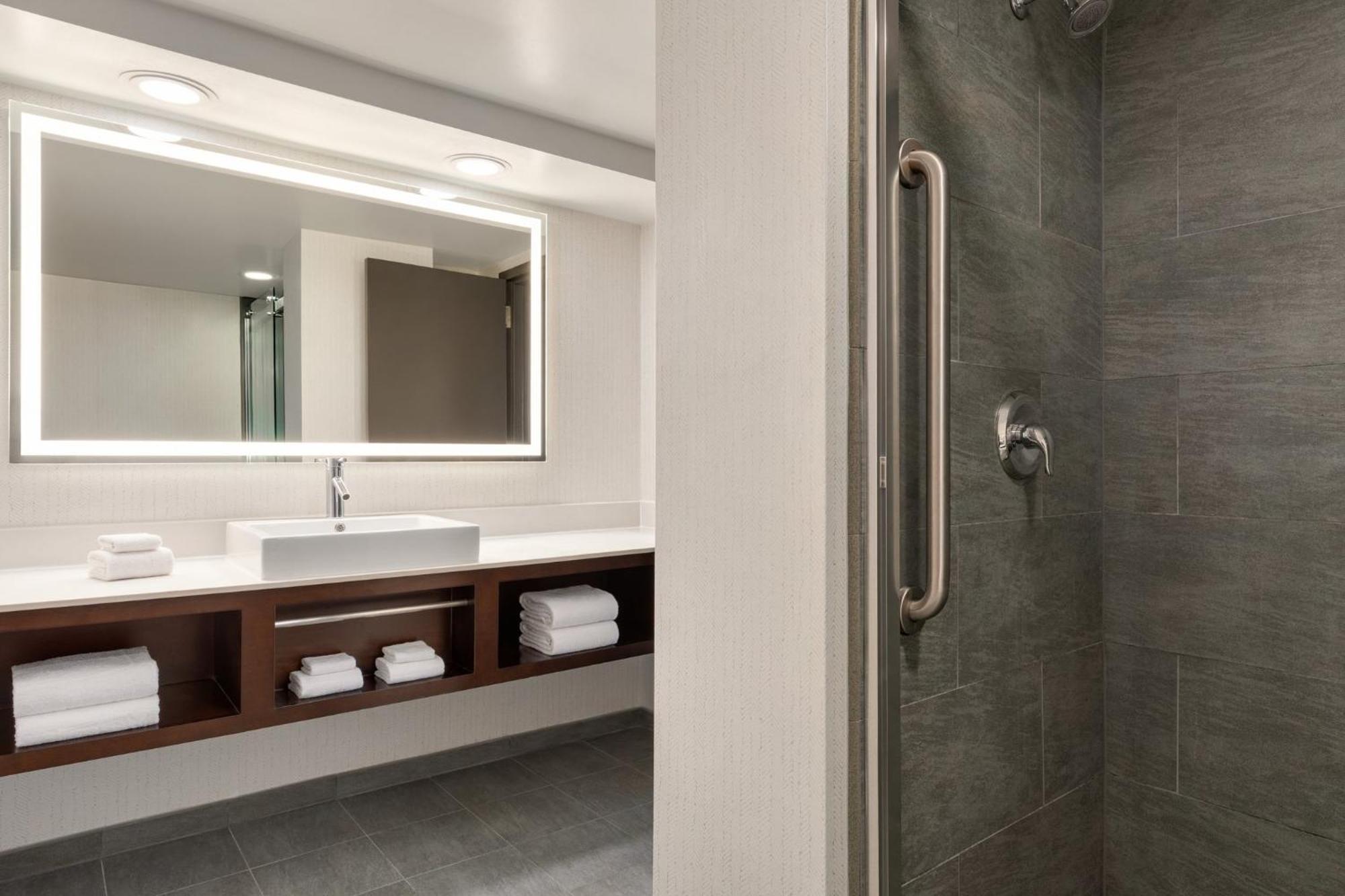 Holiday Inn Virginia Beach - Norfolk By Ihg Extérieur photo