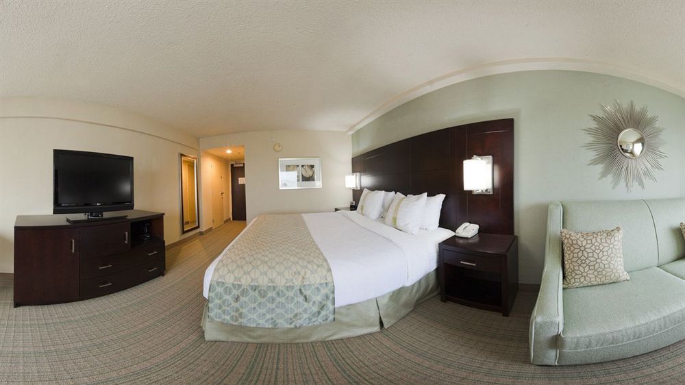 Holiday Inn Virginia Beach - Norfolk By Ihg Extérieur photo